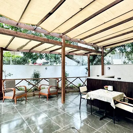 Toprak Hotel *