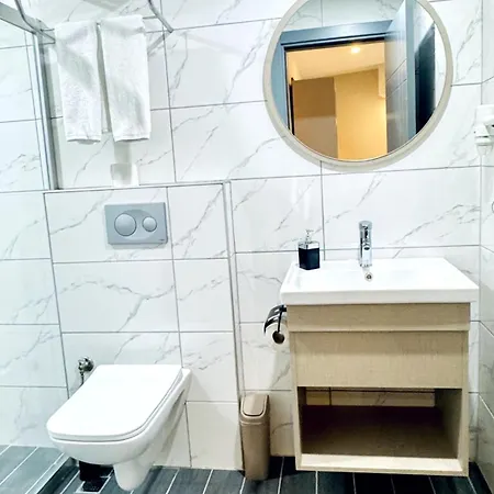 Toprak Hotel